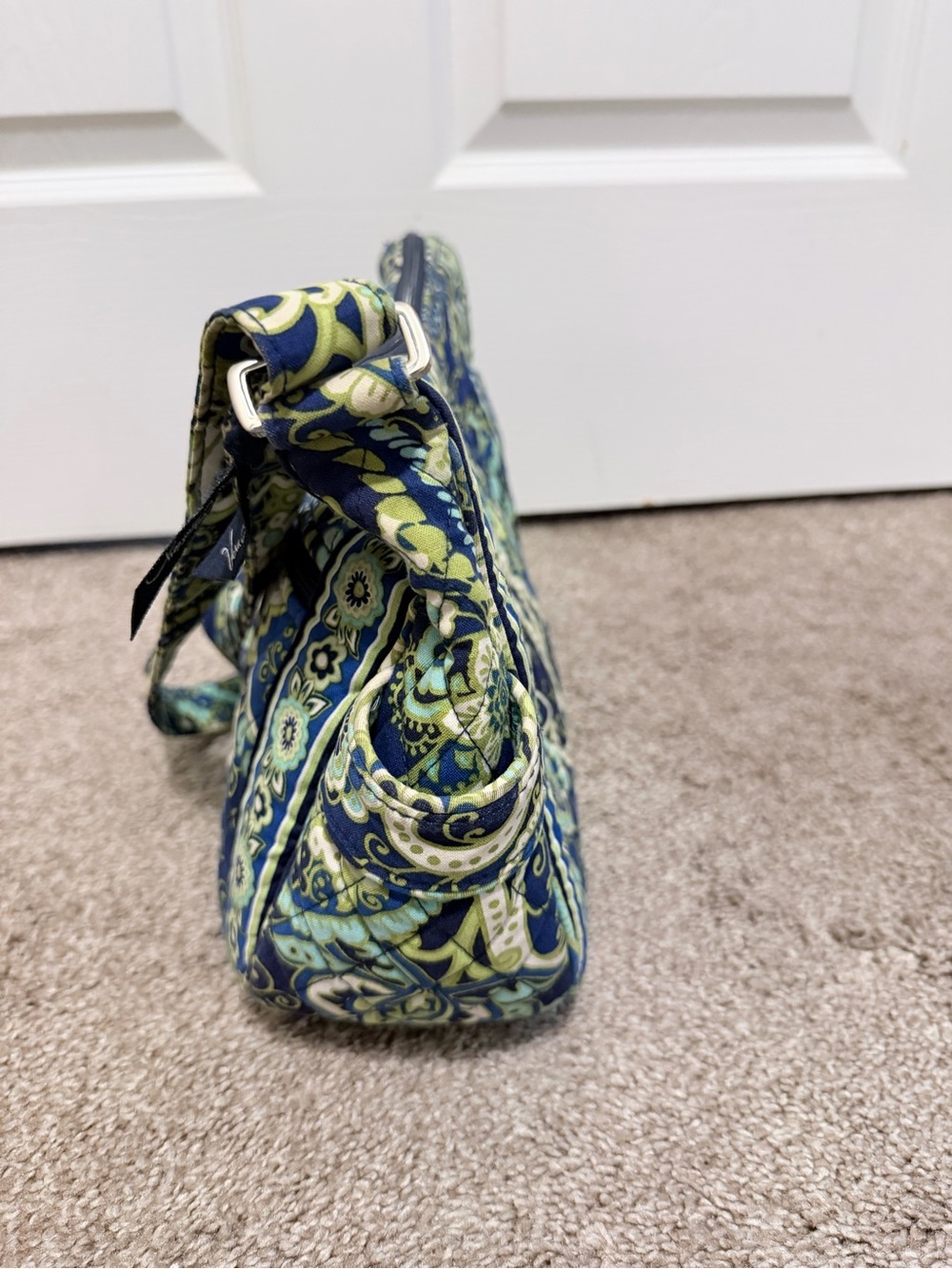 VERA BRADLEY BLUE RHYTHM BLUES PAISLEY ADJUST CROSSBODY HIPSTER Purse - Picture 5 of 7